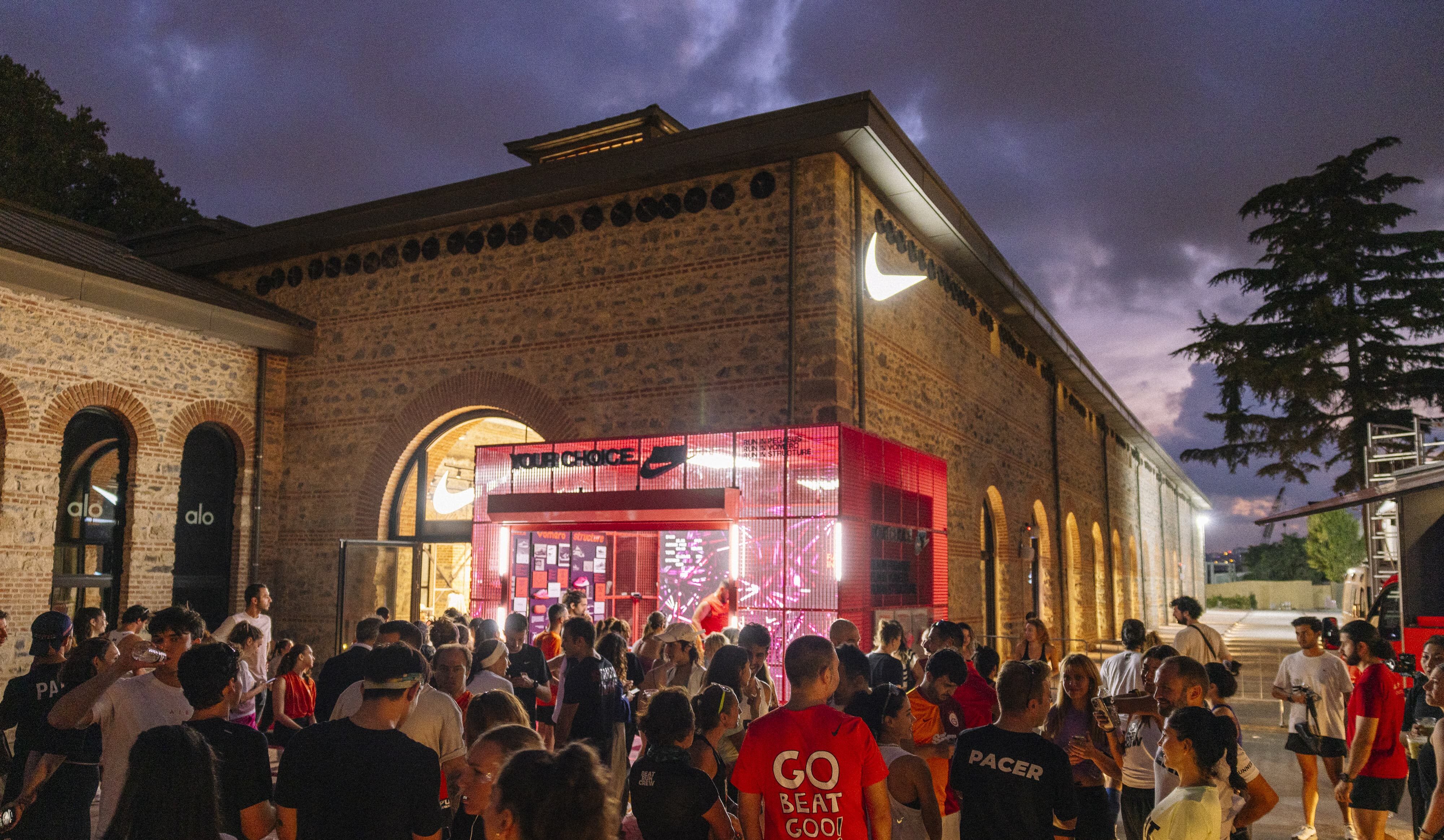Nike’tan İstanbul’a özel yeni konsept mağaza: Nike Haliç