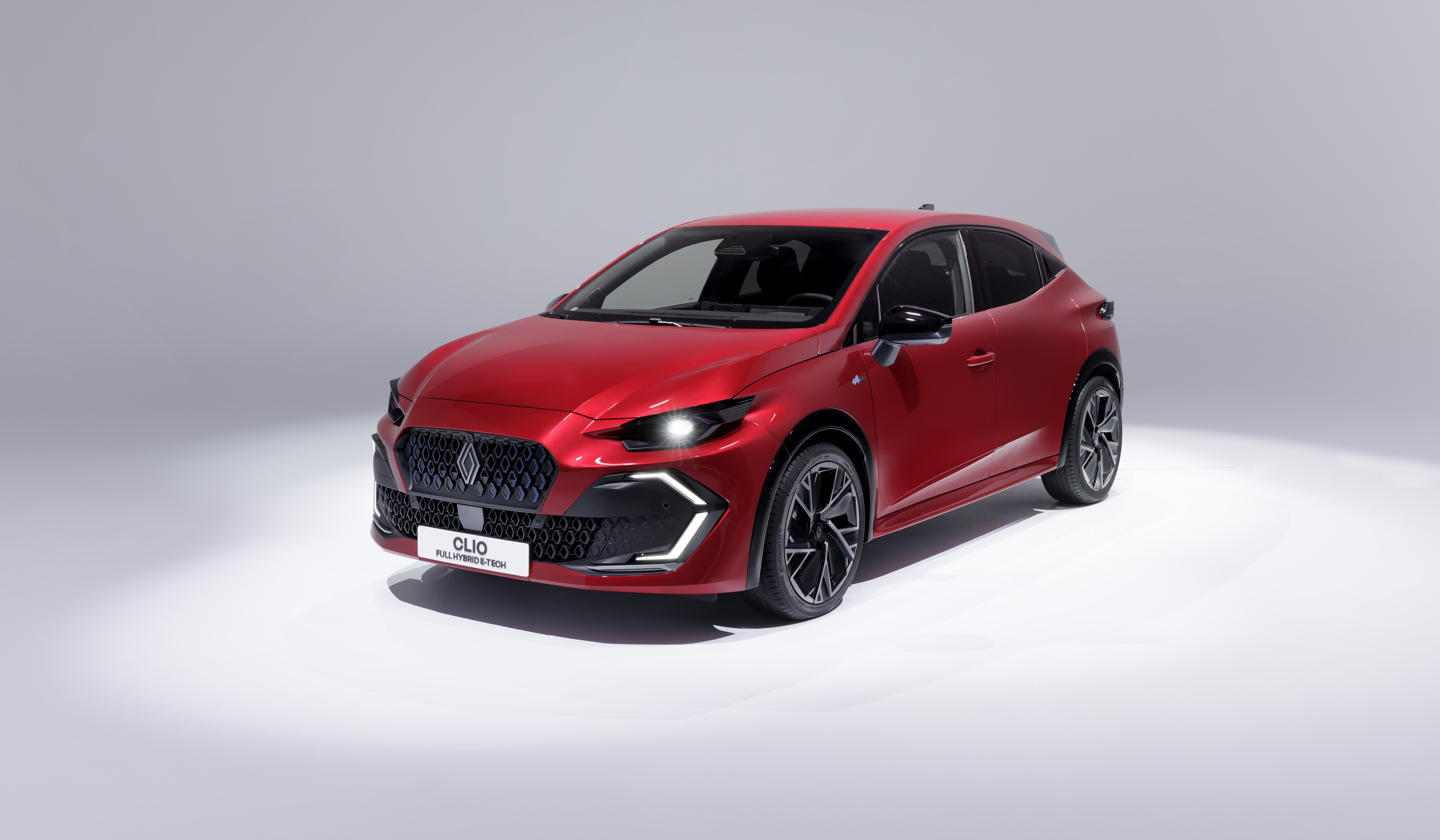 Yeni Renault Clio, 6. Nesliyle Yeniden Sahneye Çıkıyor
