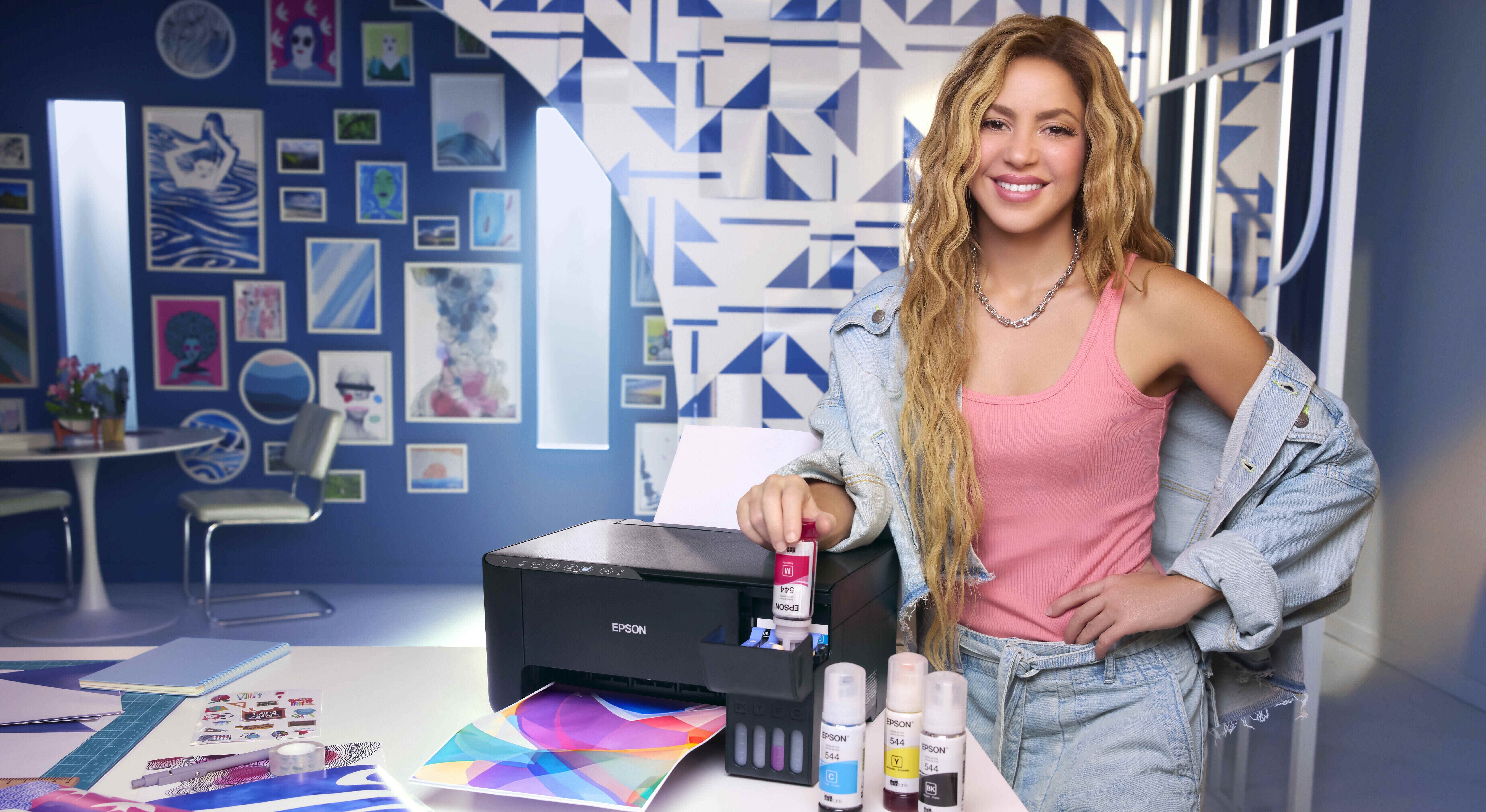 Epson, Shakira’yla birlikte “Okula Dönüş Kampanyasını” başlattı